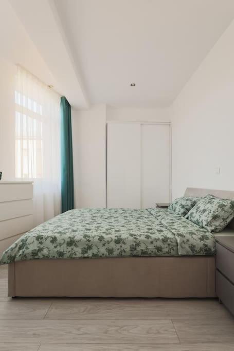 Ambassador Apartment Μπάια Μάρε Εξωτερικό φωτογραφία