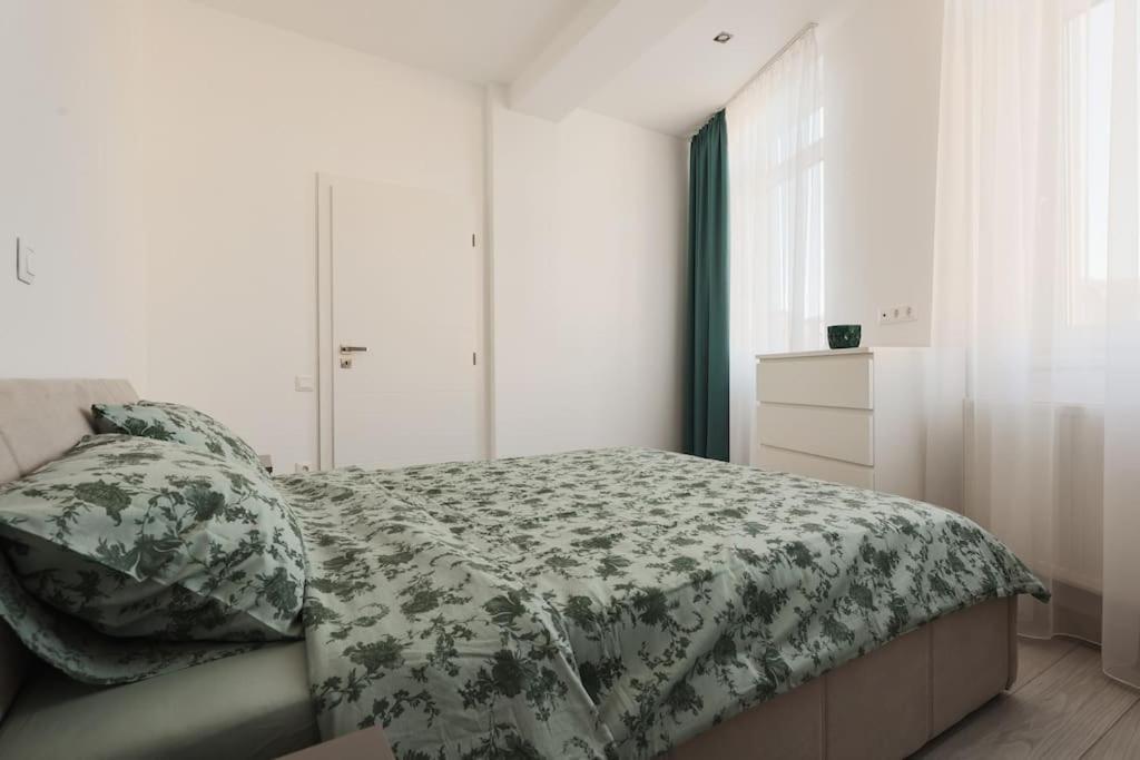 Ambassador Apartment Μπάια Μάρε Εξωτερικό φωτογραφία